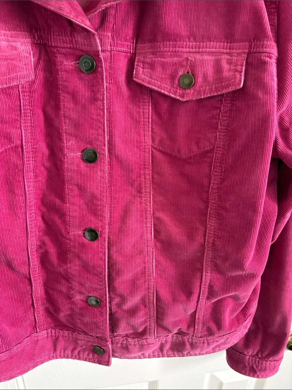 GAP 1969 Berry Pink Lily Flap Corduroy Button Front Trucker Jacket Size XL